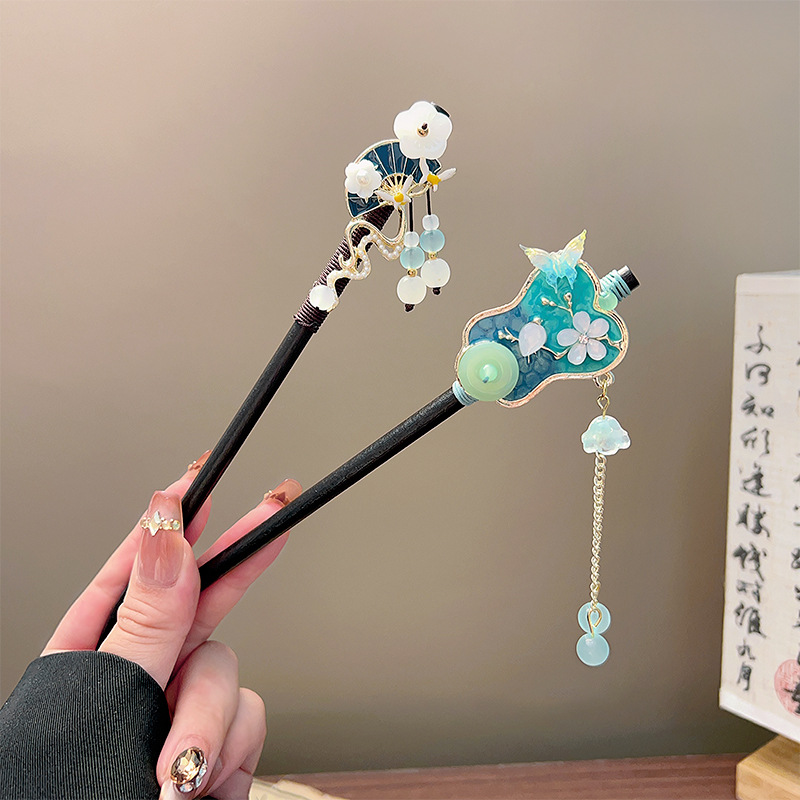 Classic Tassel Hair Stick Blac - огляд і ціна Hanbok Hair Pin