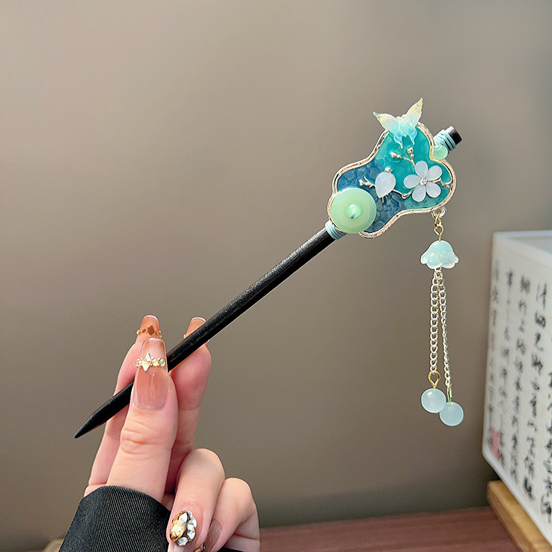 Classic Tassel Hair Stick Blac - огляд і ціна Hanbok Hair Pin